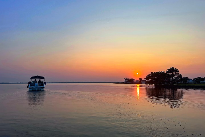 Sunset boat cruise va beach